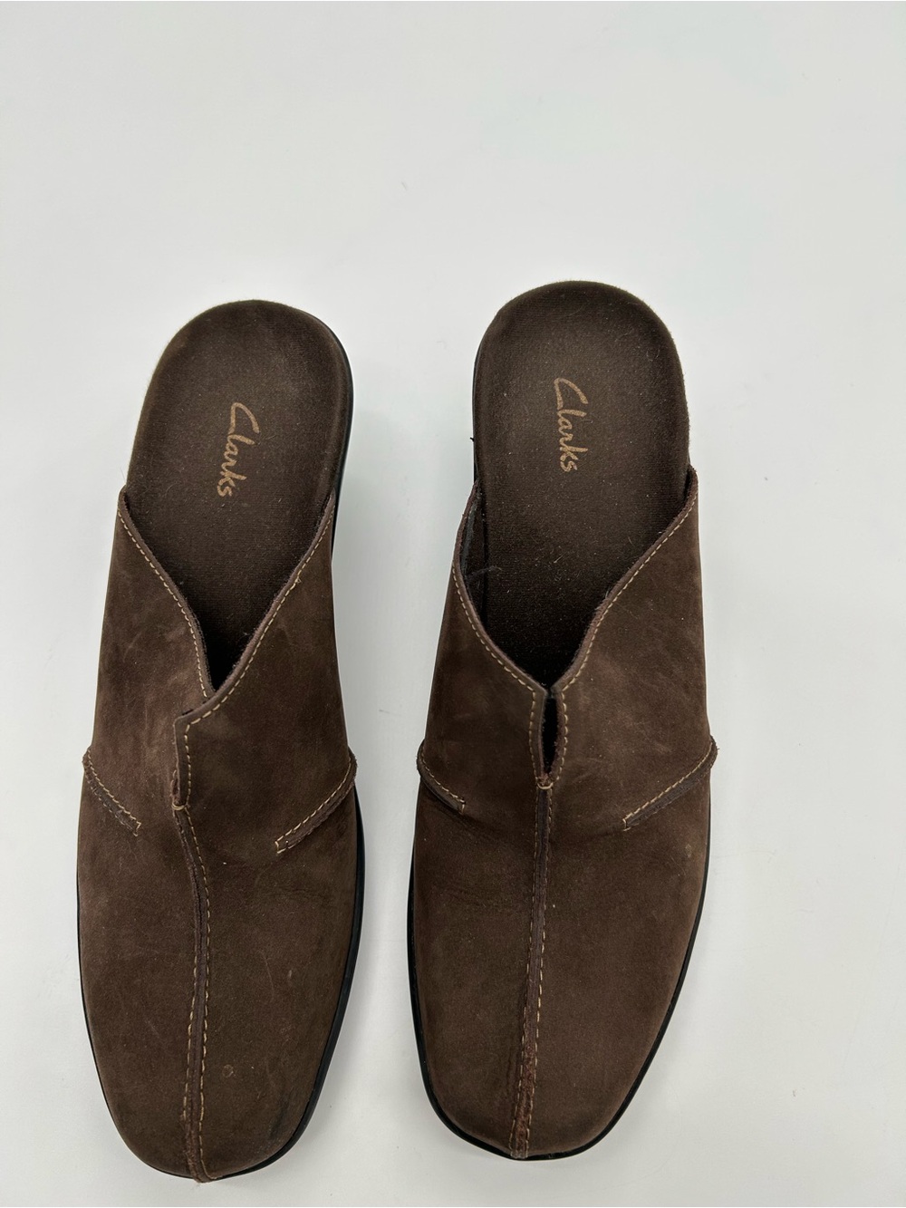 Clarks Women’s Brown Suede Slip-On Mules size 8